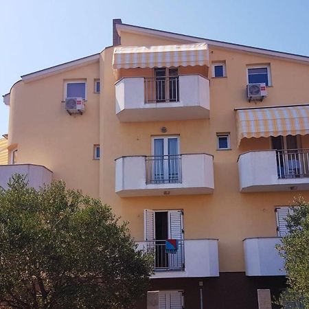 Apartmani Lili Sukosan Ngoại thất bức ảnh