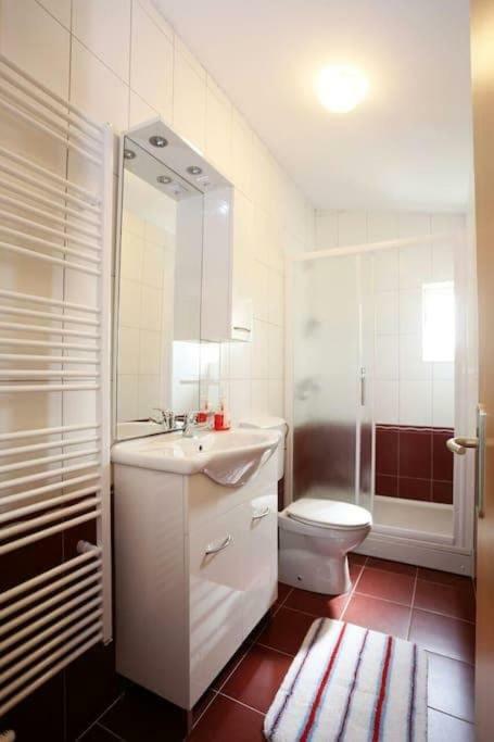Apartmani Lili Sukosan Ngoại thất bức ảnh