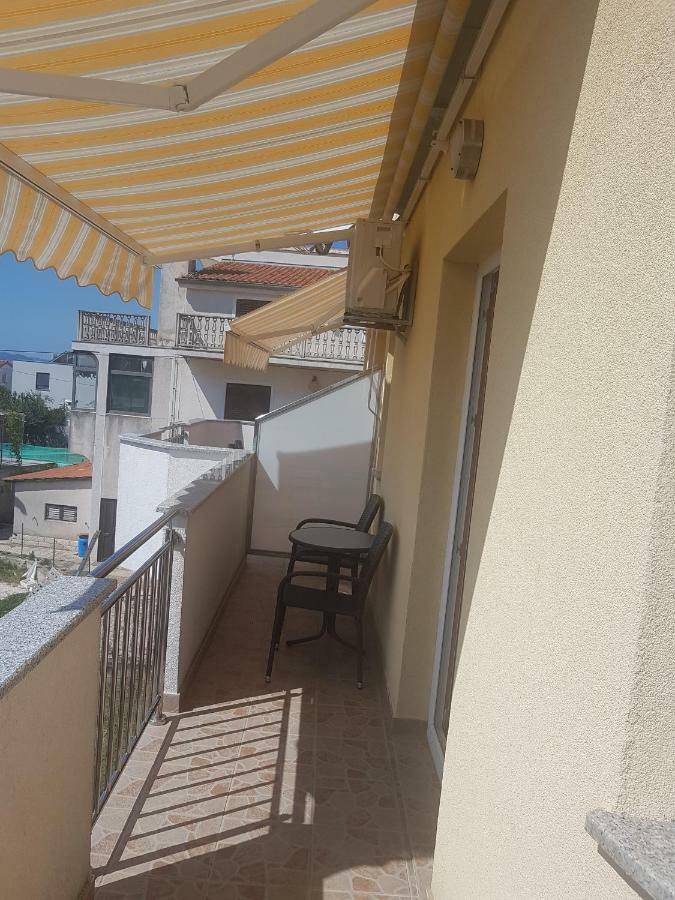 Apartmani Lili Sukosan Ngoại thất bức ảnh