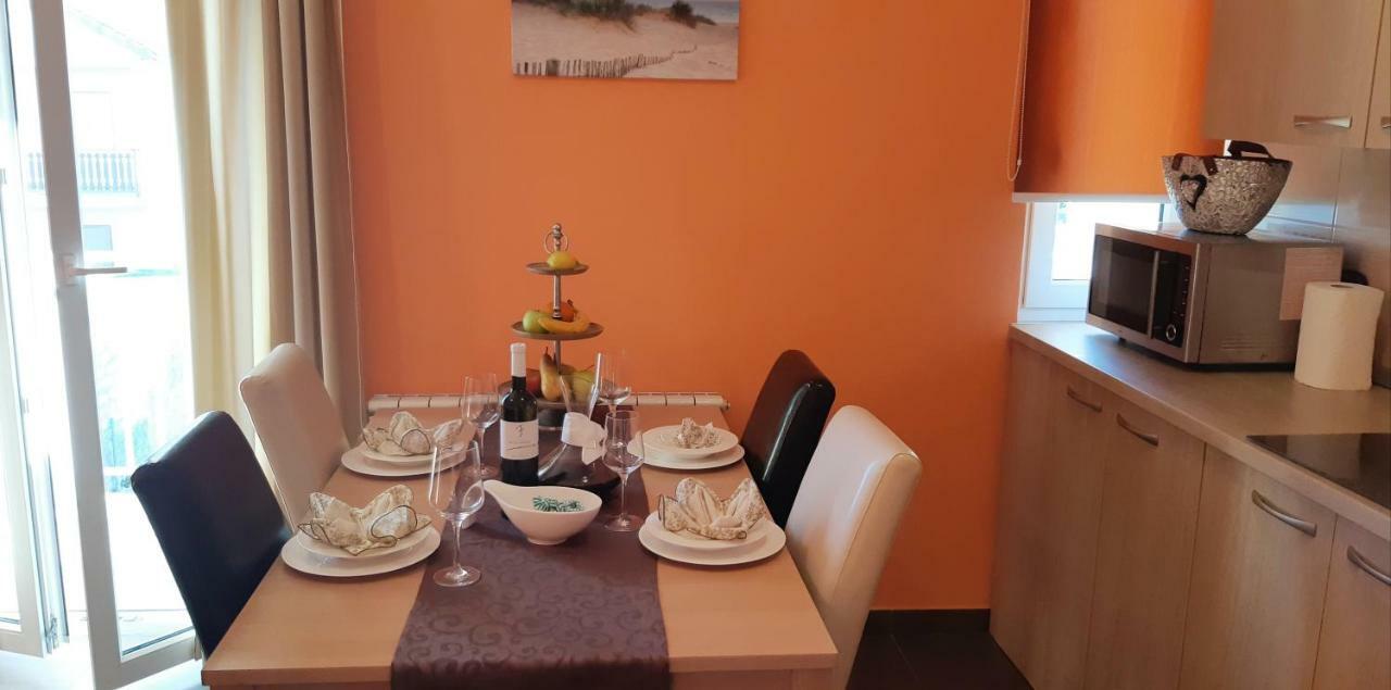 Apartmani Lili Sukosan Ngoại thất bức ảnh