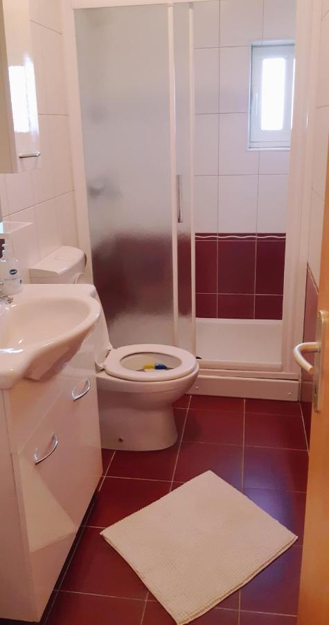 Apartmani Lili Sukosan Ngoại thất bức ảnh